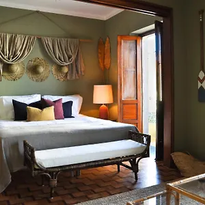  Appartement Chic Figueiras W Balcony In Taviras Historical Centre